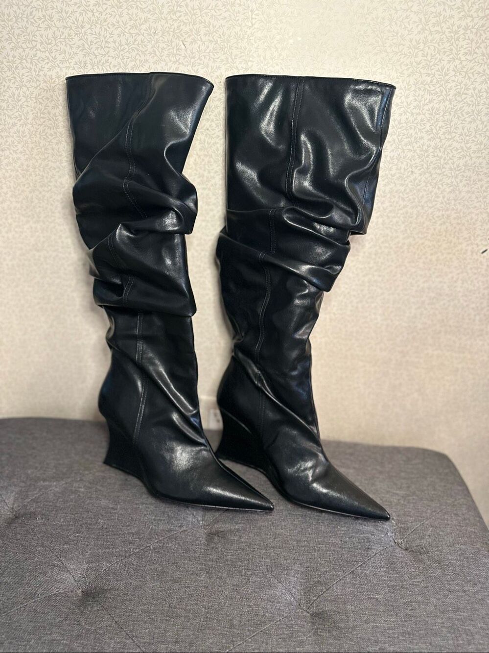NWT Steve Madden distortion boots